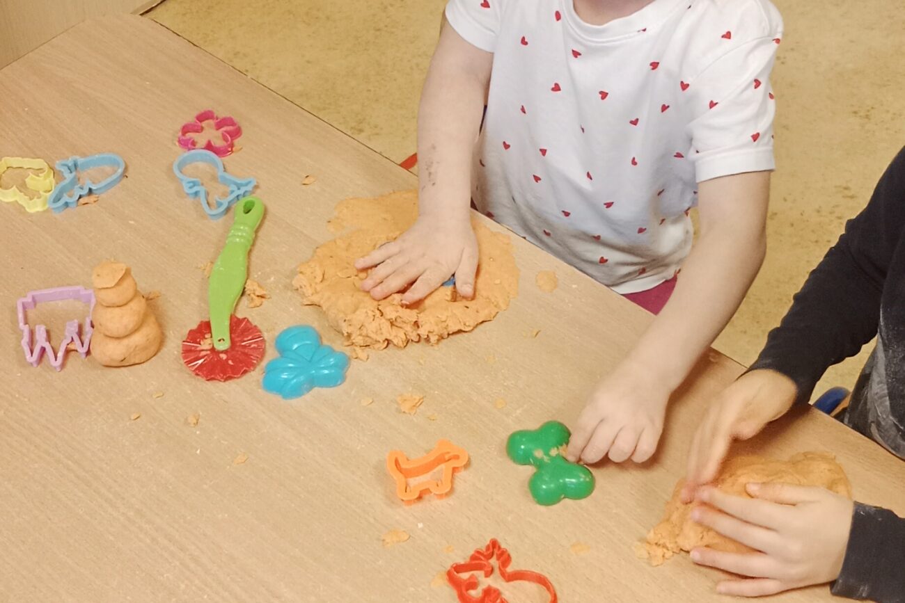 filter: 0; jpegRotation: 90; fileterIntensity: 0.000000; filterMask: 0; module:1facing:0;
hw-remosaic: 0;
touch: (-1.0, -1.0);
modeInfo: ;
sceneMode: Night;
cct_value: 0;
AI_Scene: (0, -1);
aec_lux: 0.0;
hist255: 0.0;
hist252~255: 0.0;
hist0~15: 0.0;