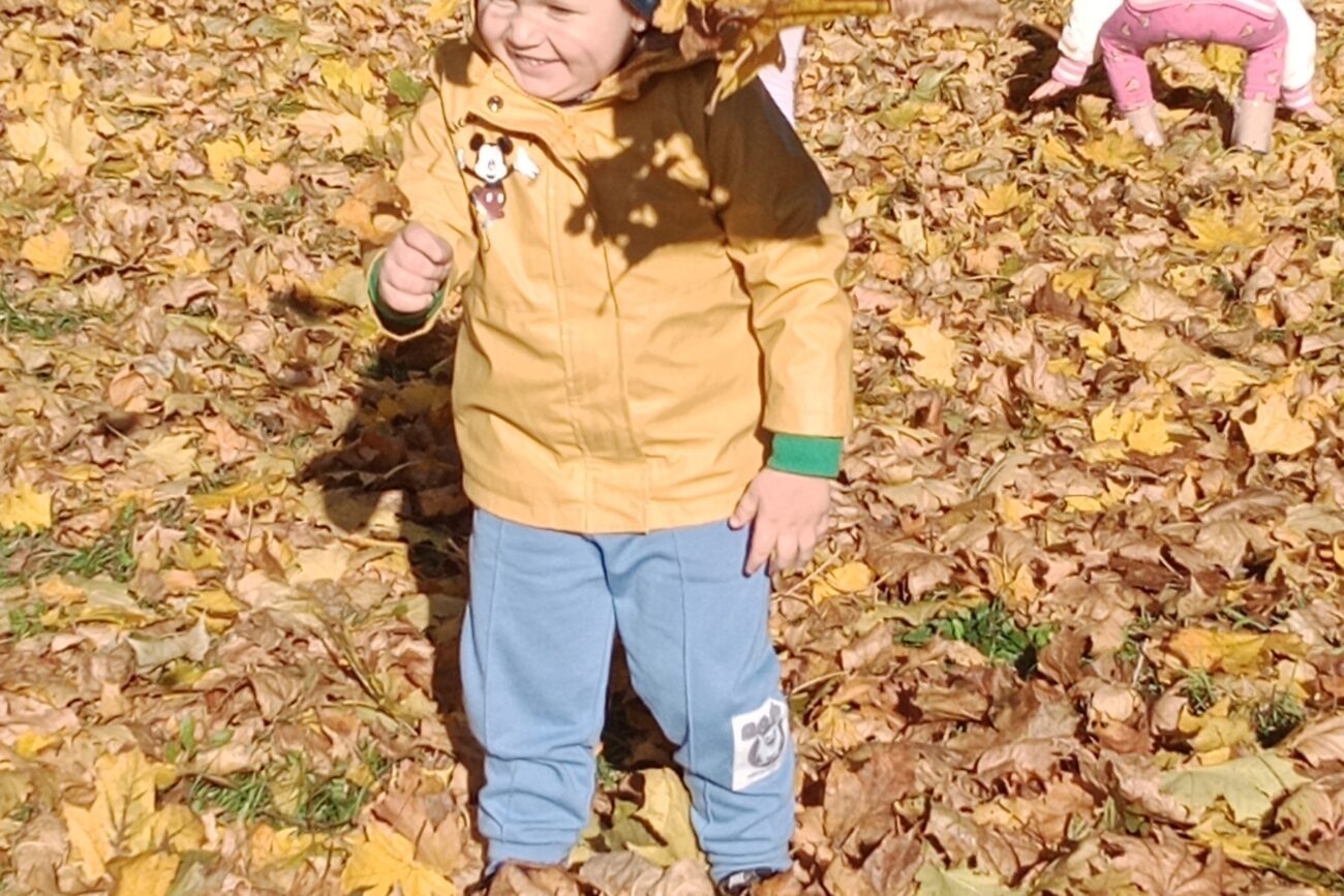 filter: 0; jpegRotation: 90; fileterIntensity: 0.000000; filterMask: 0; module:1facing:0;
hw-remosaic: 0;
touch: (-1.0, -1.0);
modeInfo: ;
sceneMode: Night;
cct_value: 0;
AI_Scene: (-1, -1);
aec_lux: 0.0;
hist255: 0.0;
hist252~255: 0.0;
hist0~15: 0.0;