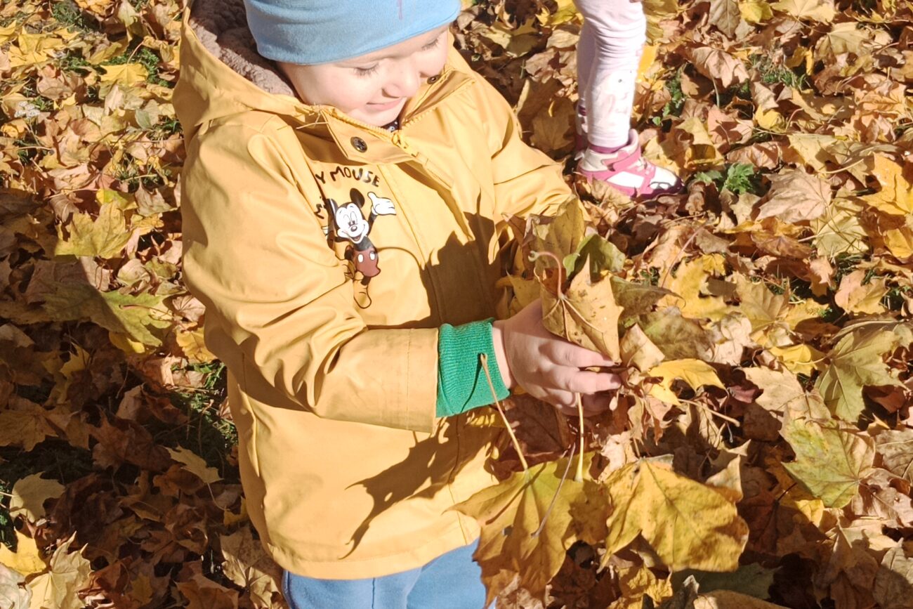 filter: 0; jpegRotation: 90; fileterIntensity: 0.000000; filterMask: 0; module:1facing:0;
hw-remosaic: 0;
touch: (-1.0, -1.0);
modeInfo: ;
sceneMode: Night;
cct_value: 0;
AI_Scene: (-1, -1);
aec_lux: 0.0;
hist255: 0.0;
hist252~255: 0.0;
hist0~15: 0.0;