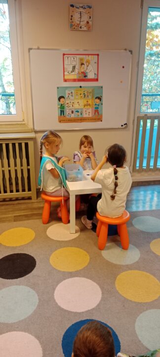 filter: 0; jpegRotation: 90; fileterIntensity: 0.000000; filterMask: 0; module:1facing:0;
hw-remosaic: 0;
touch: (-1.0, -1.0);
modeInfo: ;
sceneMode: Night;
cct_value: 0;
AI_Scene: (-1, -1);
aec_lux: 0.0;
hist255: 0.0;
hist252~255: 0.0;
hist0~15: 0.0;