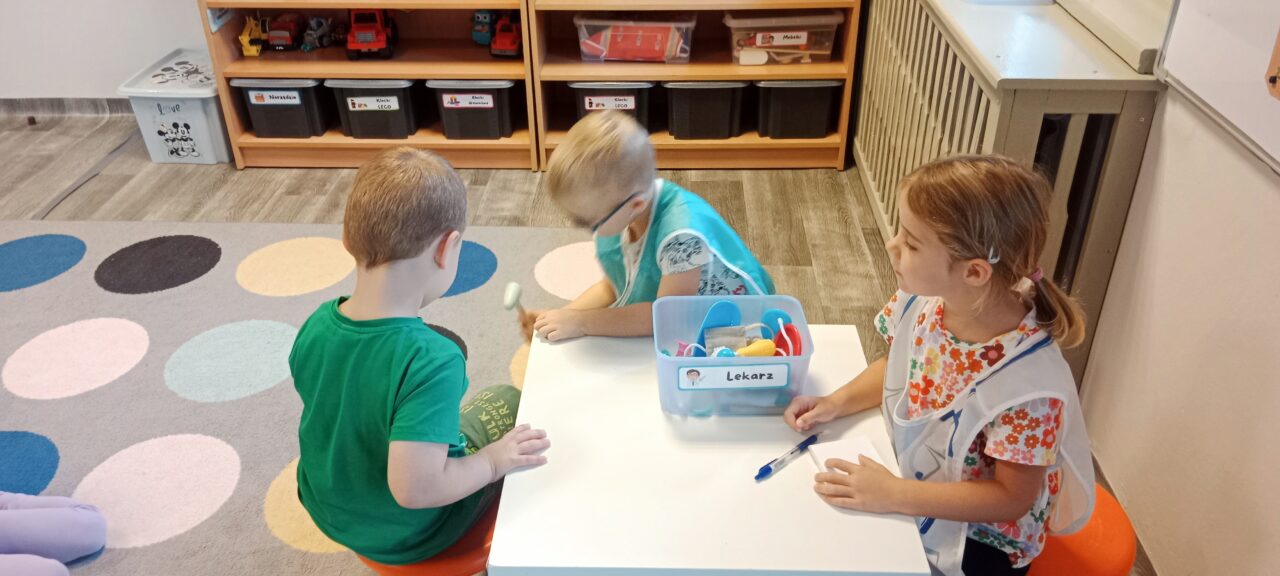 filter: 0; jpegRotation: 0; fileterIntensity: 0.000000; filterMask: 0; module:1facing:0;
hw-remosaic: 0;
touch: (-1.0, -1.0);
modeInfo: ;
sceneMode: Night;
cct_value: 0;
AI_Scene: (0, -1);
aec_lux: 0.0;
hist255: 0.0;
hist252~255: 0.0;
hist0~15: 0.0;